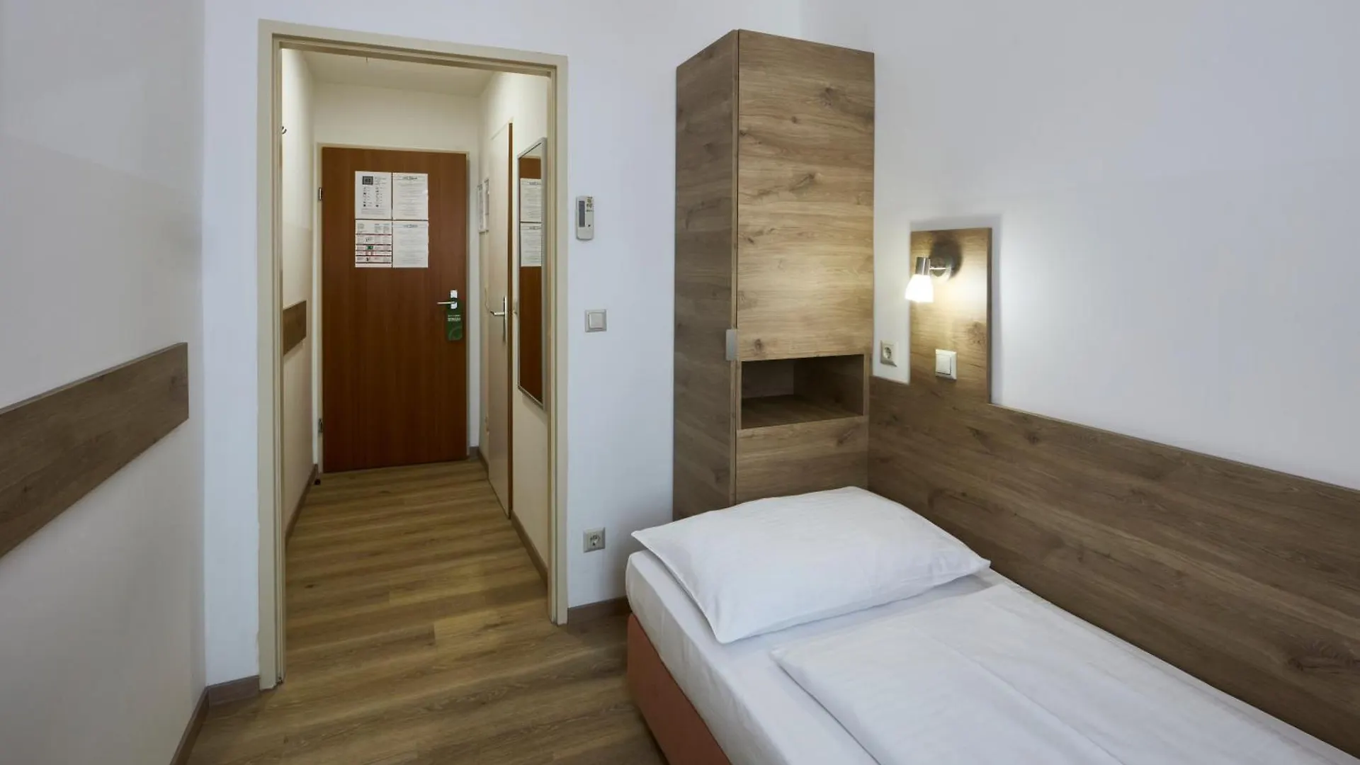 Hotel Terminus Vídeň 3*,