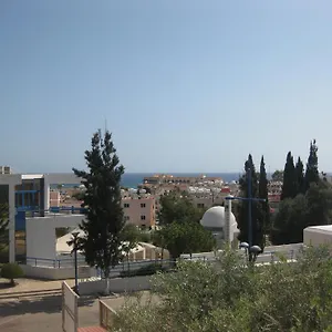 Ξενοδοχείο με διαμερίσματα Simos Magic Apts 