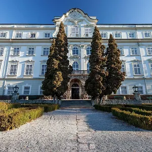 *** Hotel Schloss Leopoldskron Austria