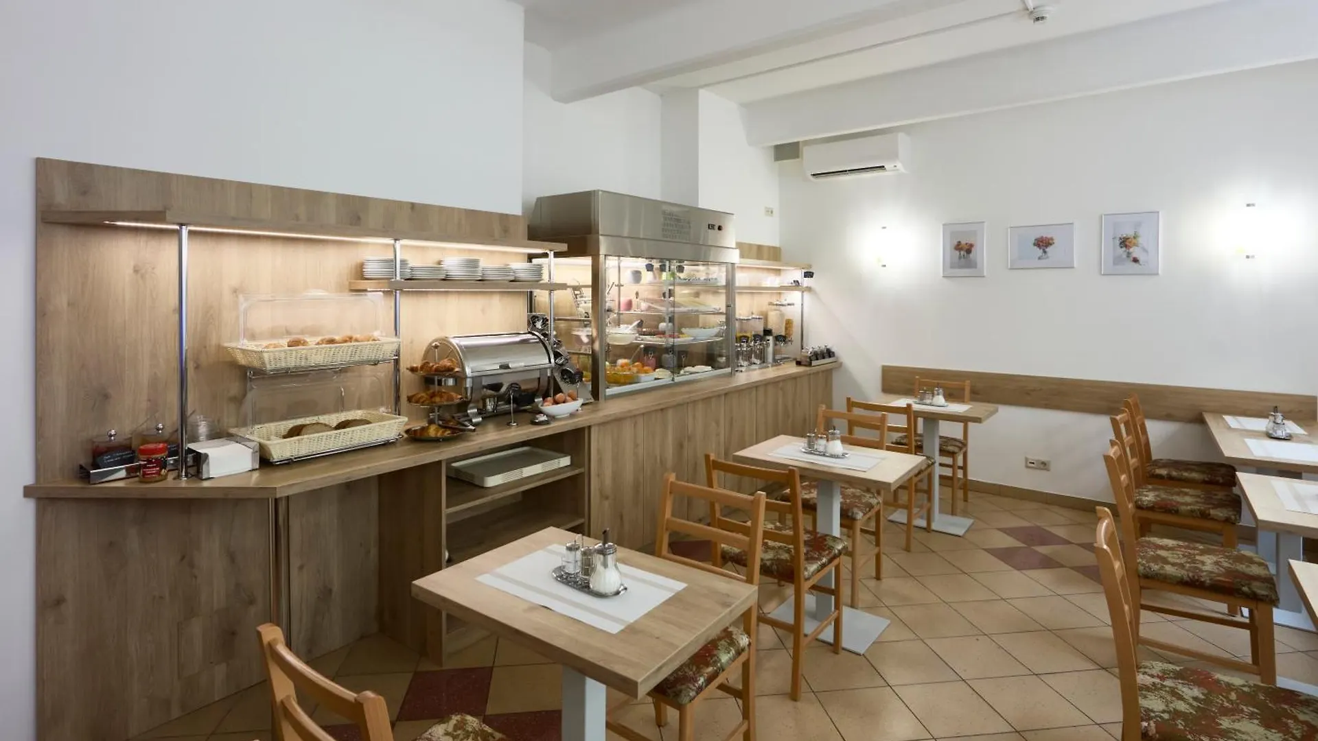 Hotel Terminus Vienna Austria