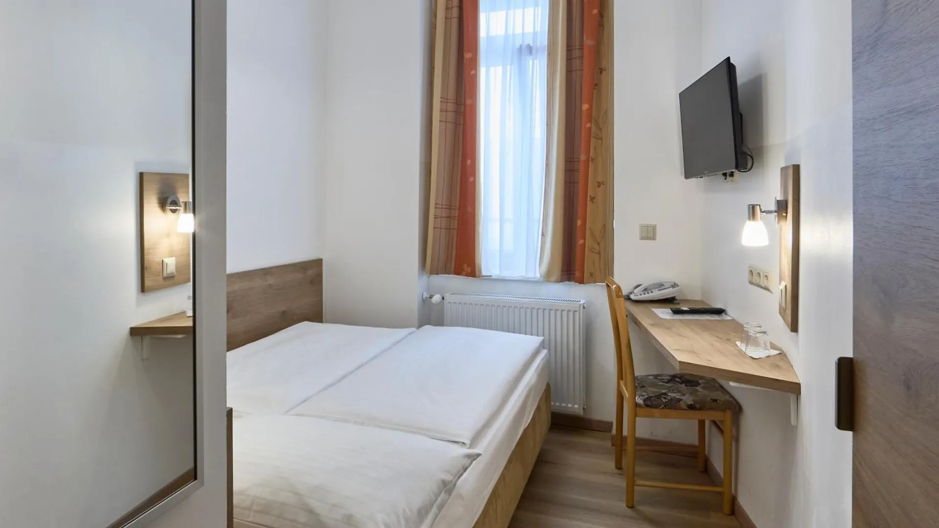 Hotel Terminus Viyana Avusturya