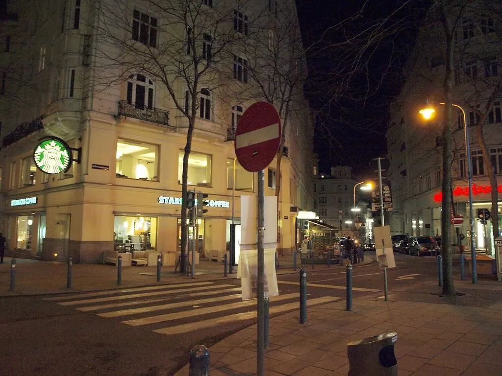 Hotel Terminus Vienna 3*,  Austria