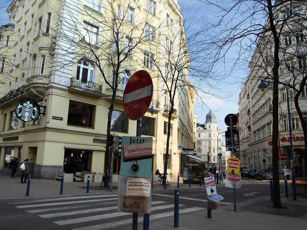 ***  Hotel Terminus Vienna Austria